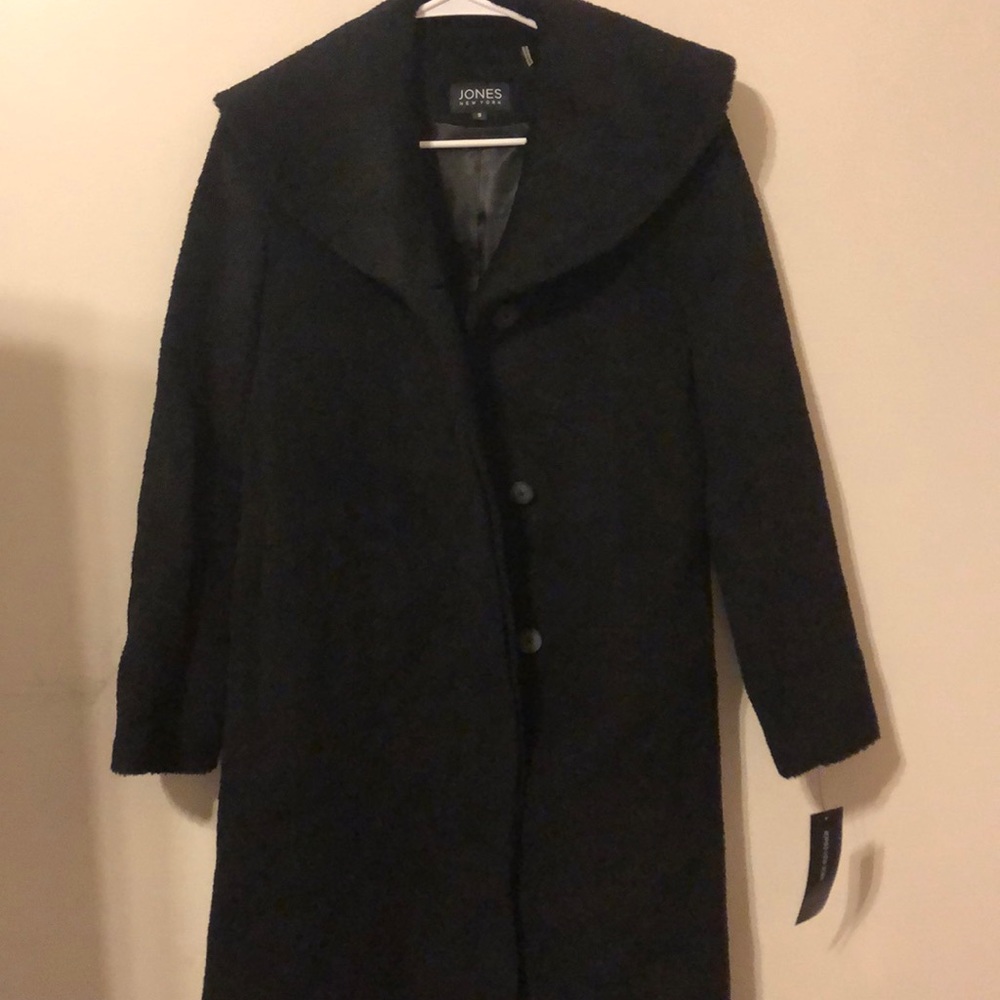 Sold - Picture 2 of 6